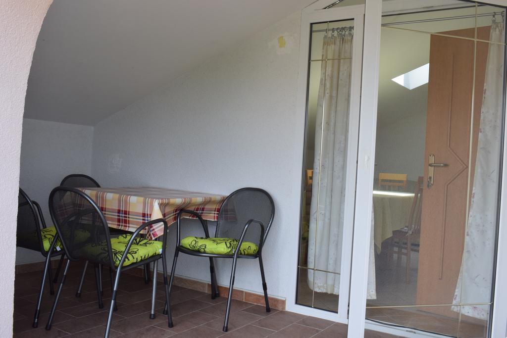 Apartments Green Oasis Malinska Extérieur photo