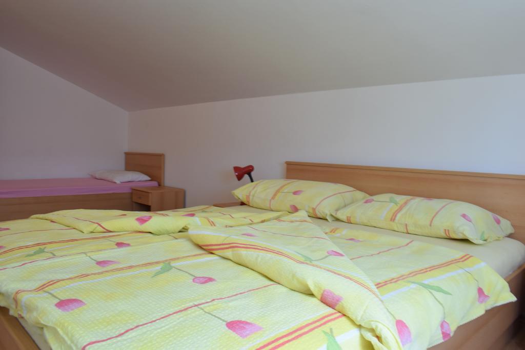 Apartments Green Oasis Malinska Extérieur photo