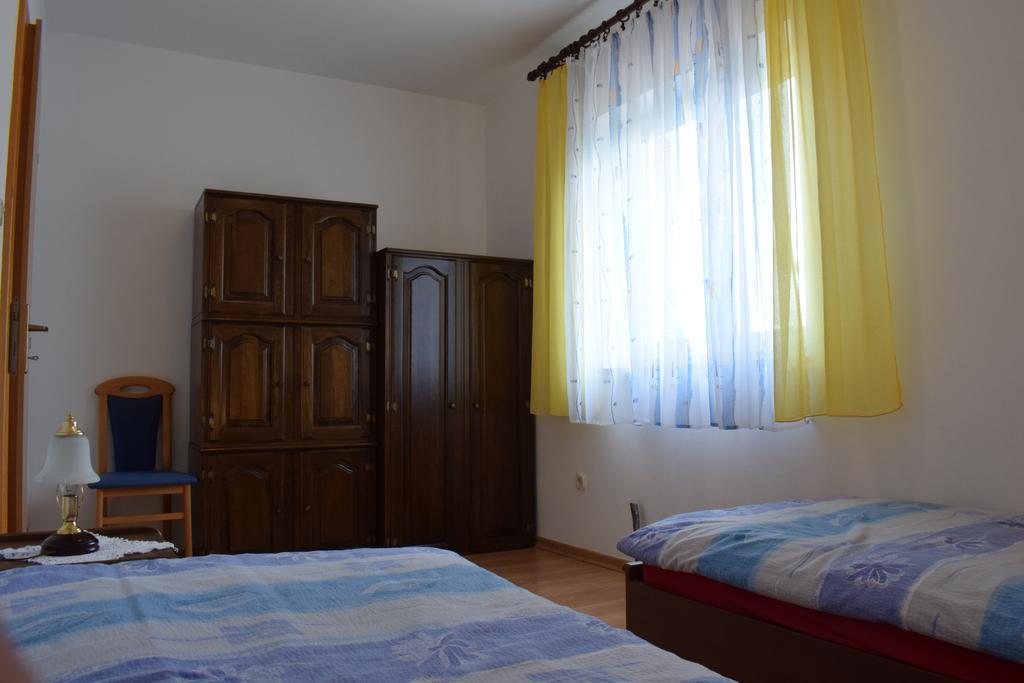 Apartments Green Oasis Malinska Extérieur photo